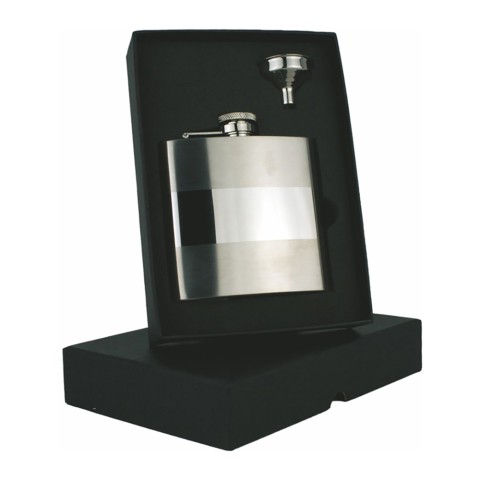 Tankards & Hip Flasks